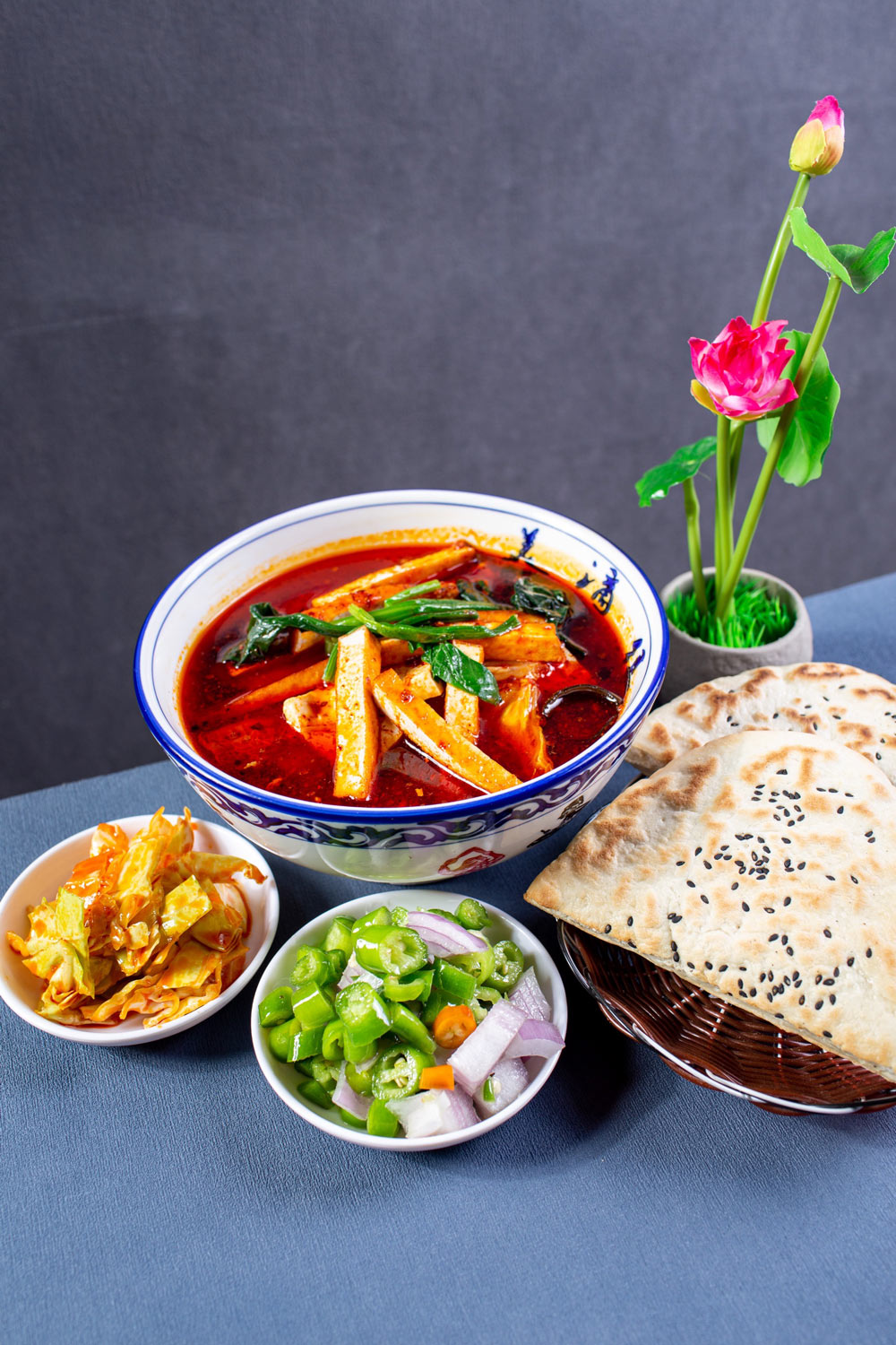 羊汤豆腐菜高清图片