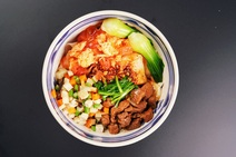 手工肉臊子西红柿油泼扯面图片